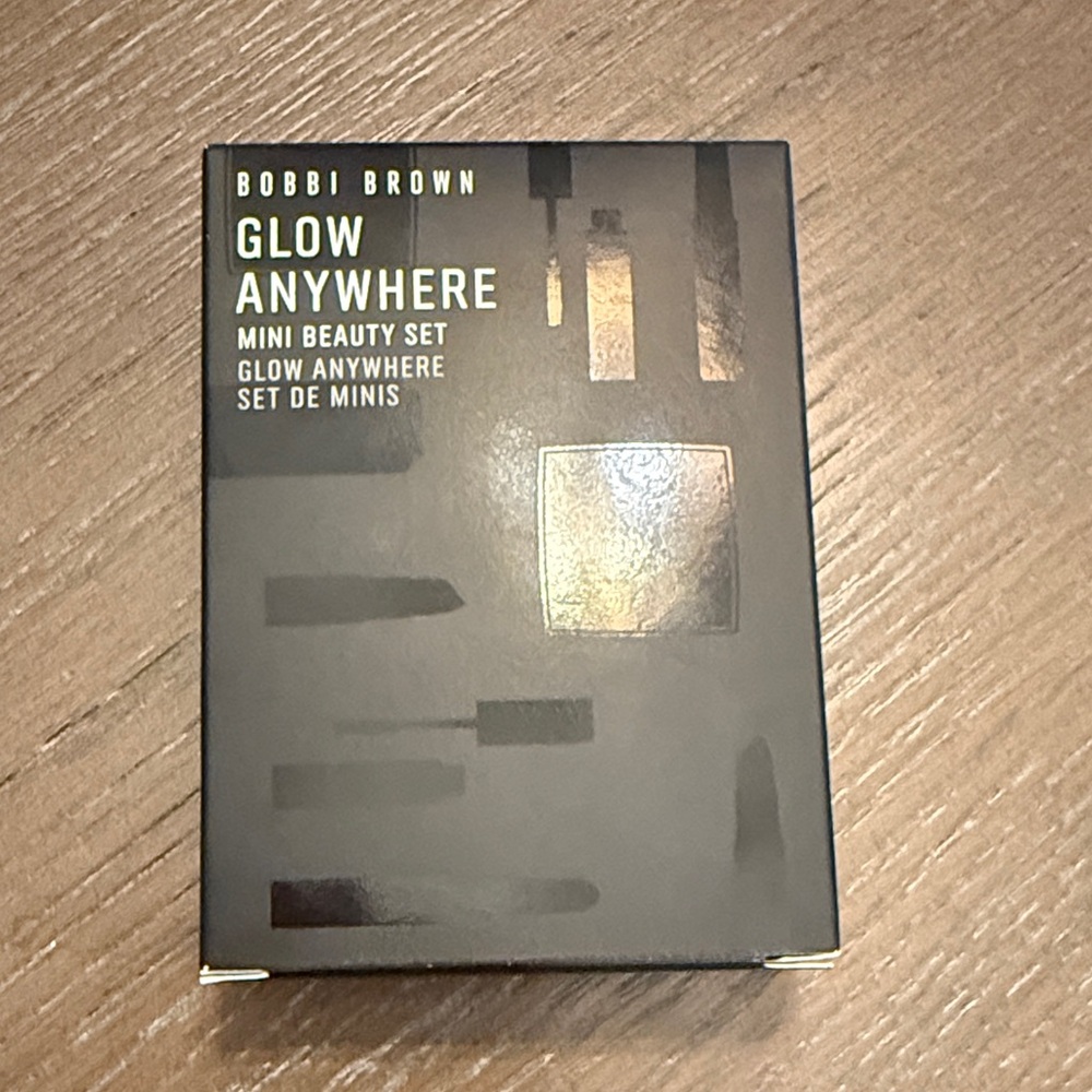 Bobbi Brown Glow Anywhere Mini Set